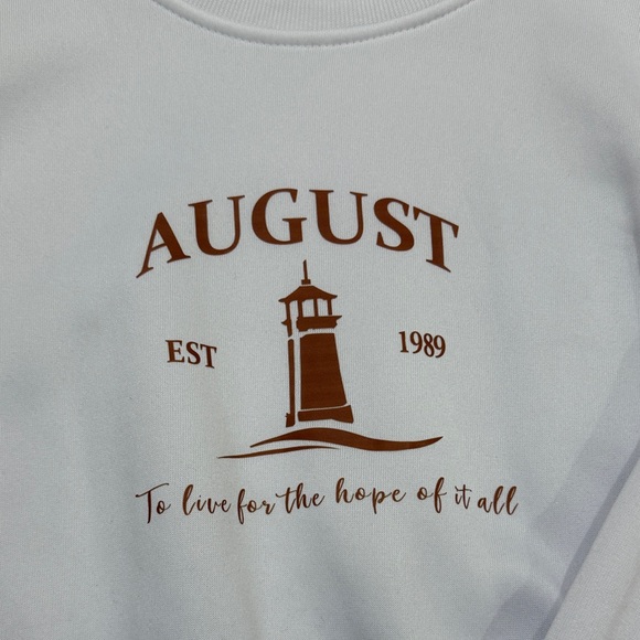 White Oversized Taylor Swift Crewneck - August - Picture 2 of 2